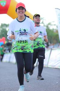 BIB: 1915
                            <button type="button" onclick="openModal(3656219)" class="btn btn-primary btn-sm float-right btn-popup" data-toggle="modal" data-target=".modal-high-quality">
                        <i class="fas fa-shopping-cart"></i> Add to Cart
                    </button>
                                            <button type="button" onclick="isThisMe(3656219, true)" class="btn btn-success btn-sm float-right btn-popup btn-isme hidden" data-toggle="tooltip" data-placement="bottom" title="นี่คือรูปของคุณใช่ไหม คลิกที่นี่เพื่อเอาเข้าอัลบั้ม">
                        <i class="fas fa-plus"></i> Add to album
                    </button>
                    <button type="button" onclick="isThisMe(3656219, false)" class="btn btn-warning btn-sm float-right btn-popup btn-isnotme hidden">
                        <i class="fas fa-ban"></i> Remove from album
                    </button>